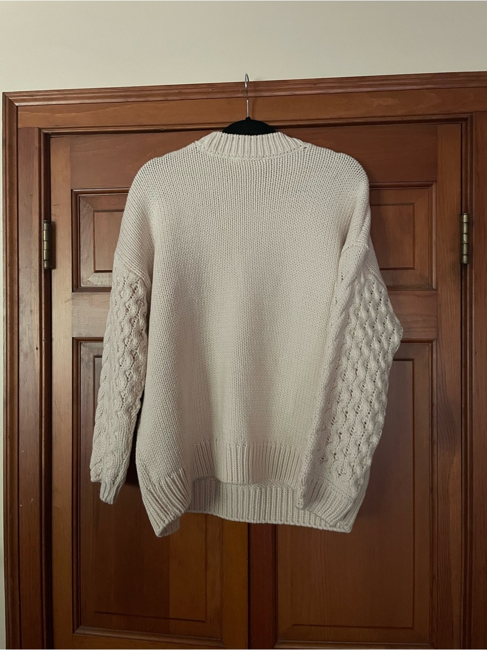 🍎Hyacinth house tuckernuck cream knit fisherman cable sweater oversized medium🍎 - Picture 5 of 6